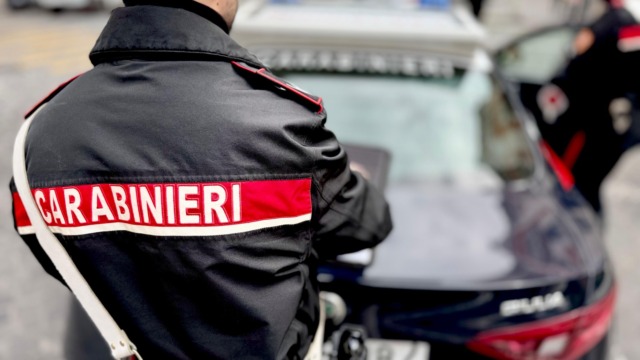 Frosinone, arrestato uomo che minaccia la compagna e ferisce un Carabiniere