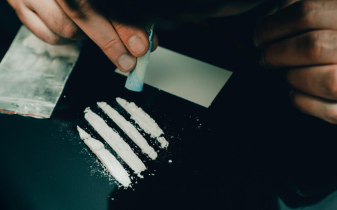 Cannabis e giovani: il neurologo avverte sui rischi per la salute