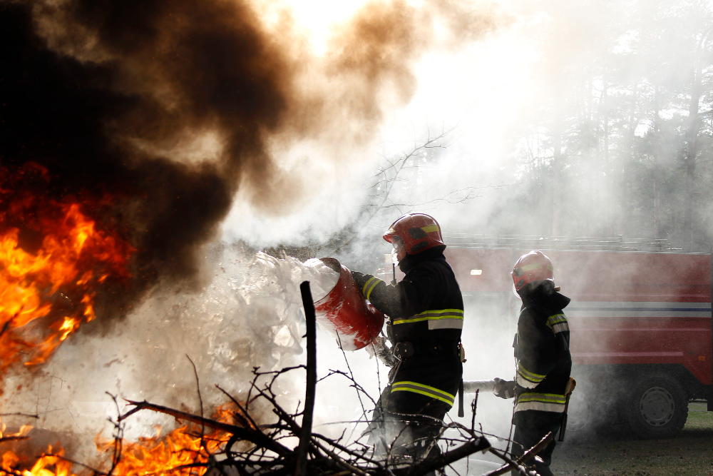 Incendio sul Monte Goj, fiamme alle porte di Como