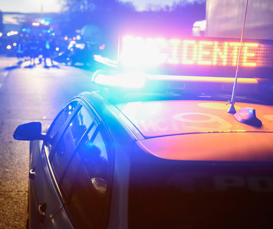 Obbligo di stop lampeggianti per le auto nuove dal 7 luglio