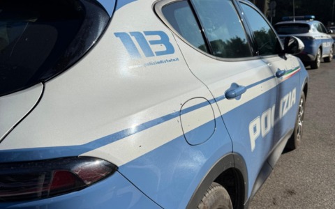Milano, agguato in stazione: ucciso un 22enne da una gang