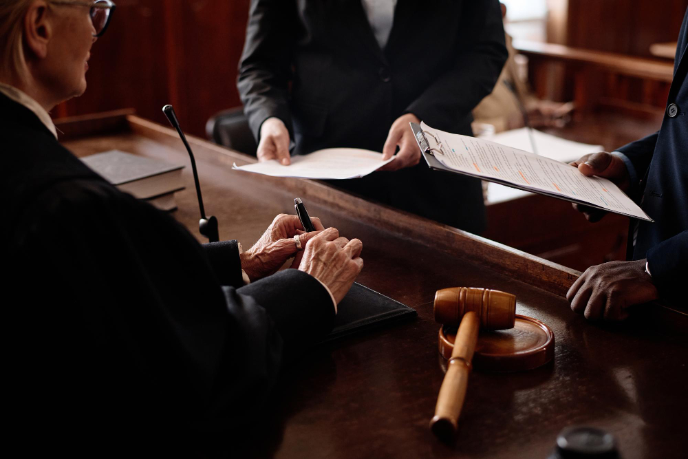 Licenziamento illegittimo per assenza in smart working autorizzato