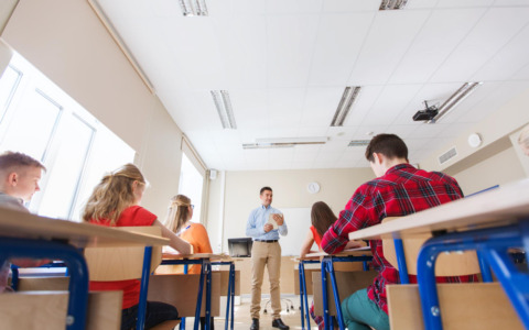 Professore del liceo Tasso di Roma accusato di molestie e stalking