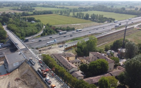 Autostrade per l’Italia chiude con una settimana di anticipo il piano per il posizionamento del nuovo sottopasso