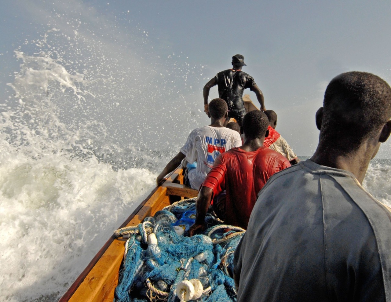 Emergenza migratoria a Ceuta: il sindaco Vivas parla di invasione