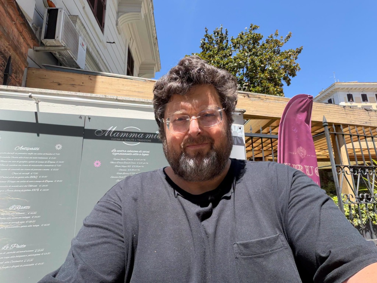 Adinolfi accusa il sistema: “Invidio Lavitola, lui è libero”