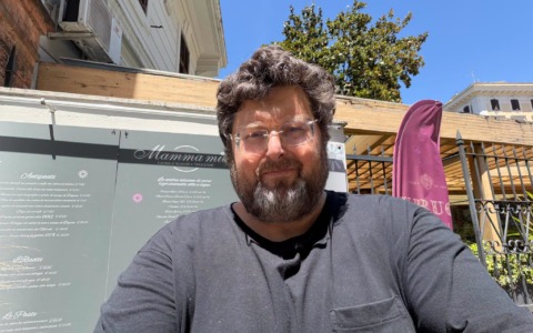 Adinolfi accusa il sistema: “Invidio Lavitola, lui è libero”
