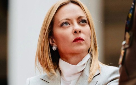 Meloni a Palermo per lo svelamento della Fiat Croma sulla quale morì Giovanni Falcone