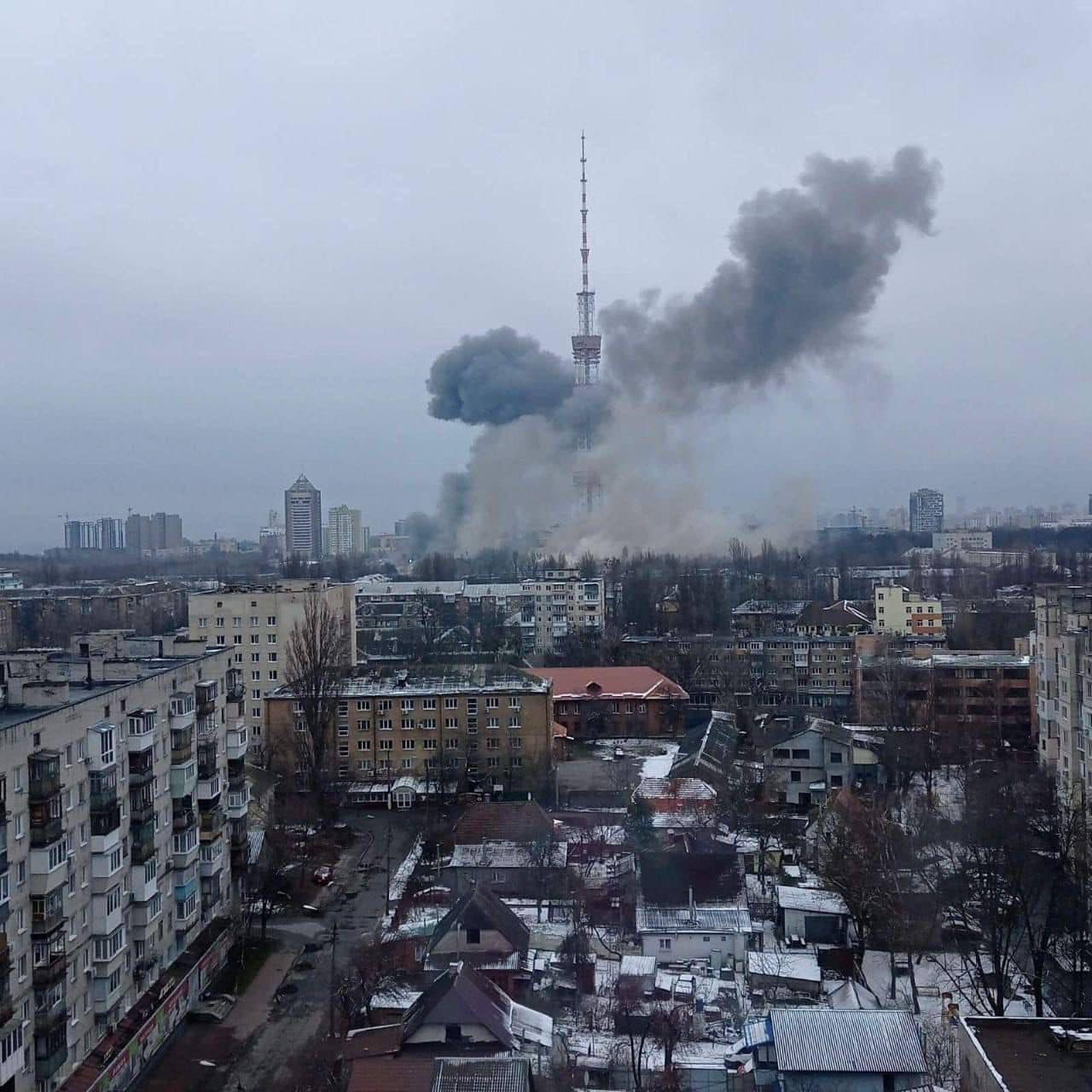 Kiev devastata: immagini aeree dopo l’attacco russo