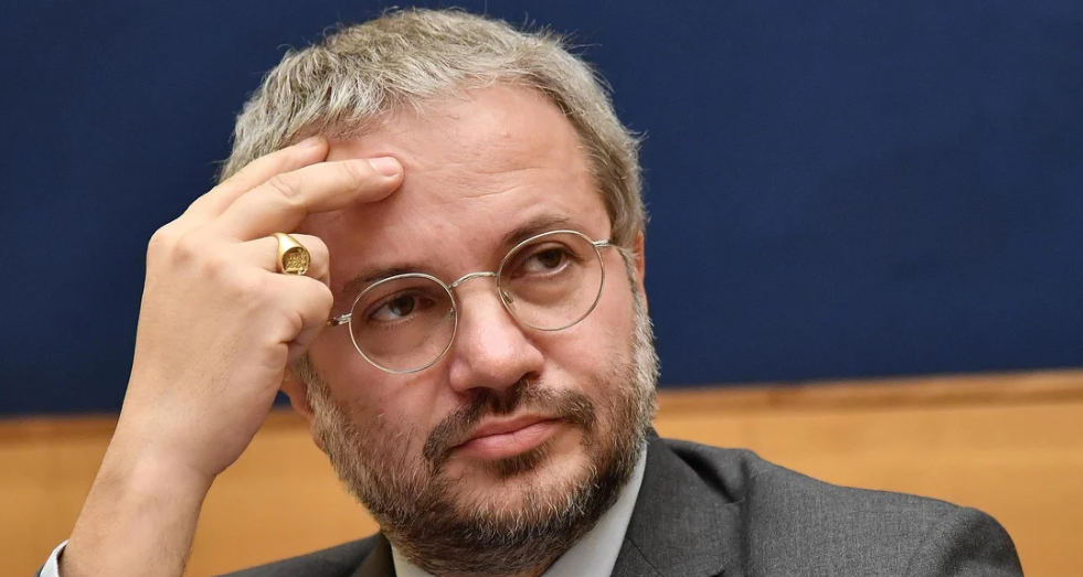 Proposta Lega per modificare legittima difesa: ddl Borghi in Senato