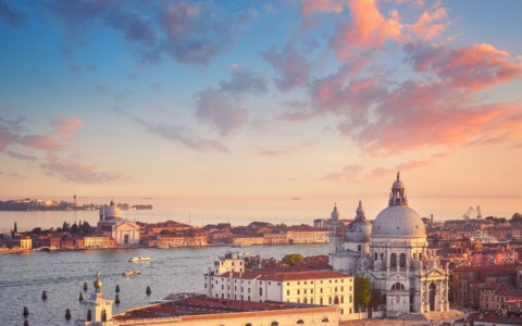 Venezia lancia impianto fotovoltaico per pulire la laguna