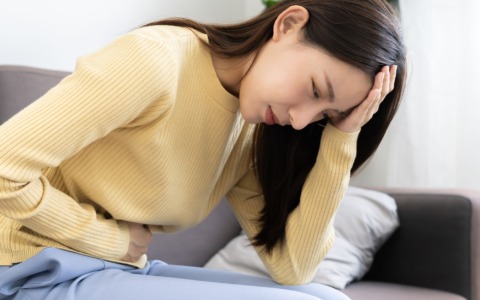 Ciclosporiasi: l’infezione che provoca diarrea acuta negli Stati Uniti
