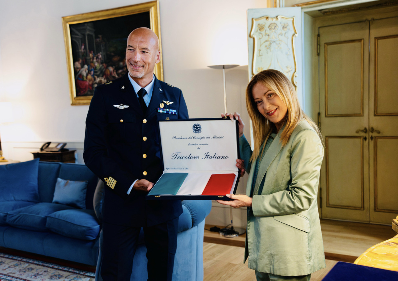 Meloni incontra l’astronauta Luca Parmitano: un onore per l’Italia