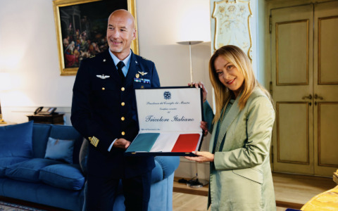 Meloni incontra l’astronauta Luca Parmitano: un onore per l’Italia