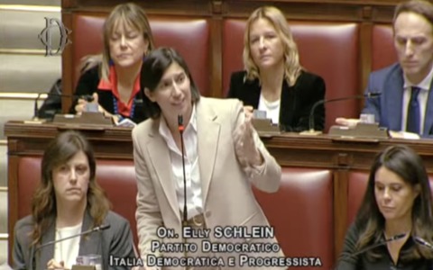 Approvata la legge elettorale alla Camera, Schlein critica la maggioranza