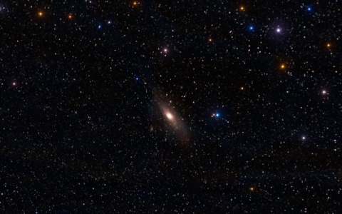 Scoperta di una luna aliena attorno a una nana bruna gigante