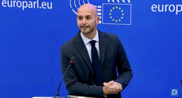 Procaccini (FdI-ECR) attacca il dossier che elenca le realtà in difesa della famiglia tradizionale