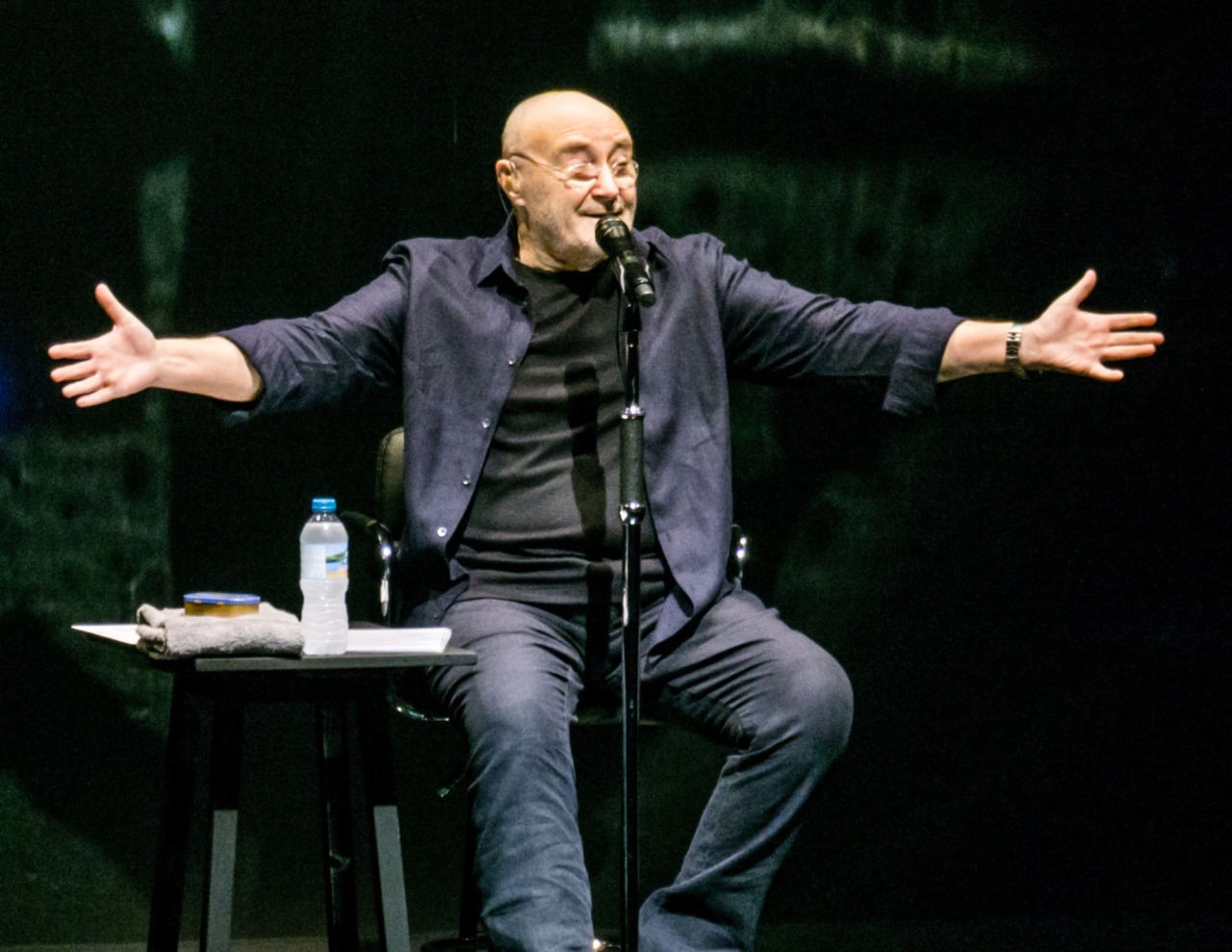Phil Collins racconta la sua lotta contro l’alcol e la rinascita