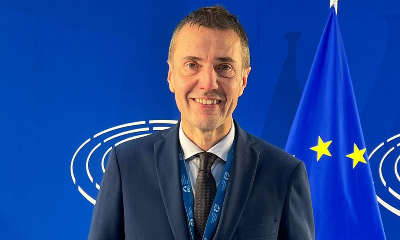 Gestione dei migranti, Ciriani (FdI-ECR): “Udine e Pordenone protagoniste del nuovo sistema”