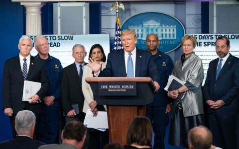 Trump annuncia nuove sanzioni contro l’Iran: i Paesi a rischio