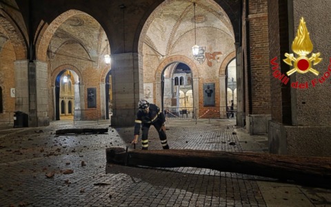 Grandine su Cremona, città in ginocchio dopo il temporale