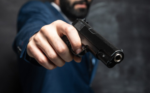 Tre fratelli uccisi in un ristorante ad Apice, ipotesi suicidio