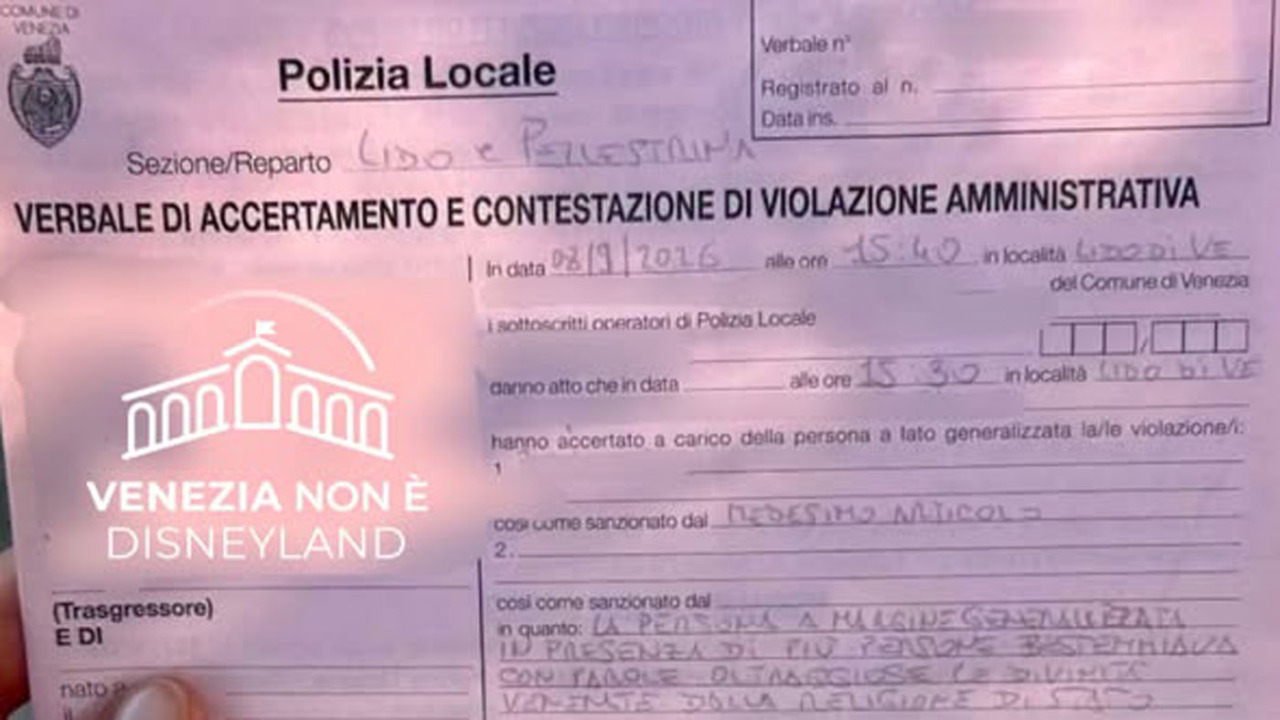 Evita un pedone, ma sbotta: multa di 102 euro per blasfemia al Lido di Venezia