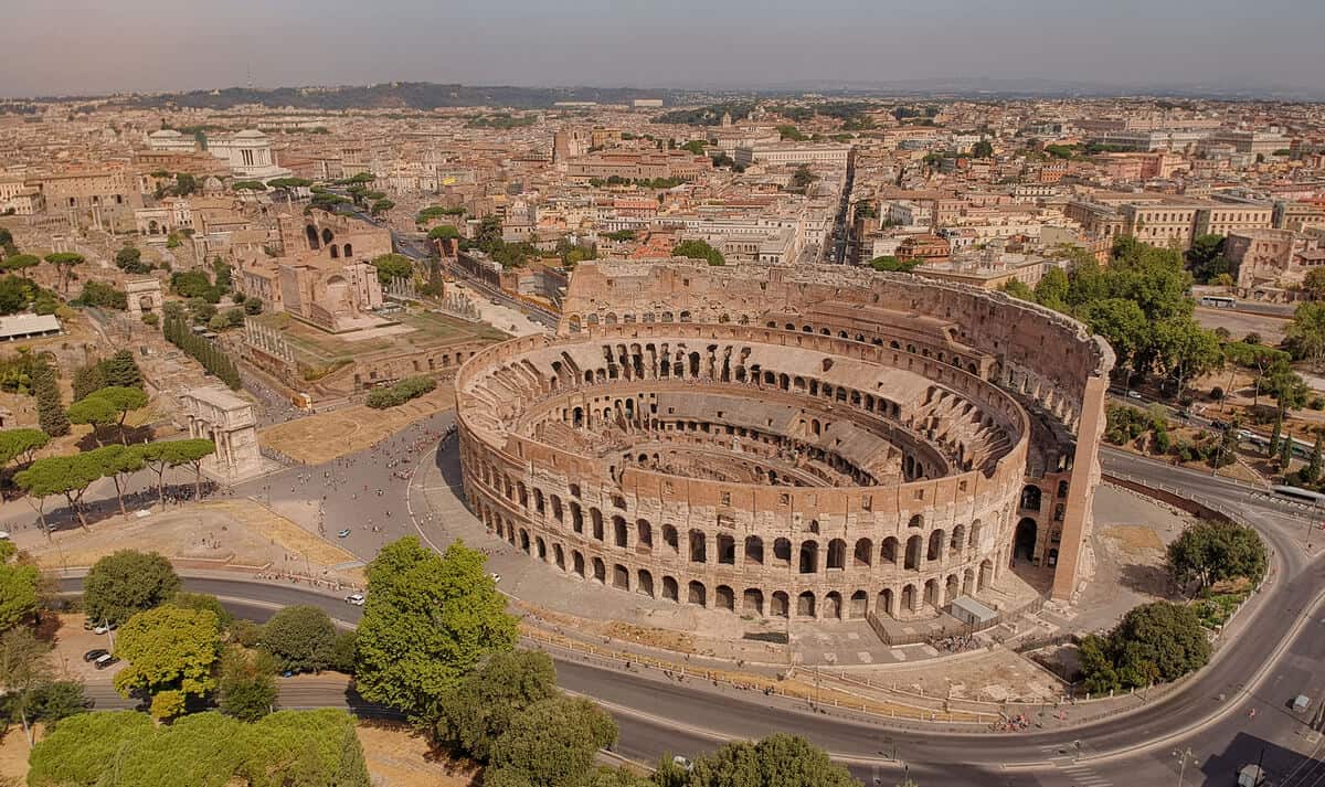 Incidente al Colosseo, chiuso l’Anfiteatro dopo la morte di un operaio