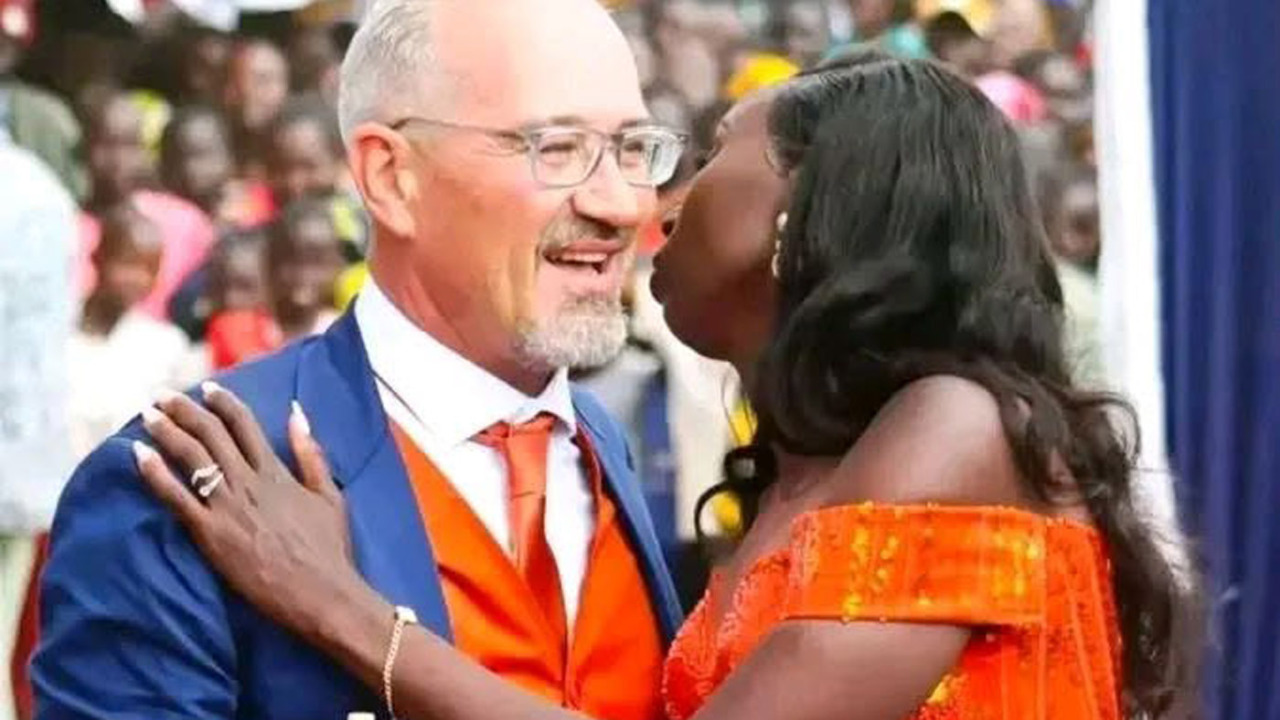 Per l’ex sacerdote padovano, nozze festose (e colorate) in Kenya