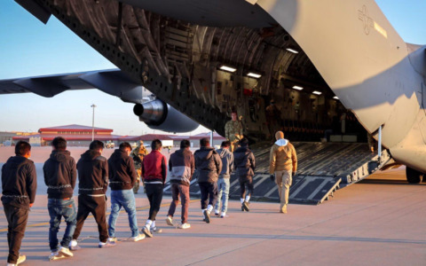 Cinque Paesi Ue valutano centri per migranti fuori dall’Unione