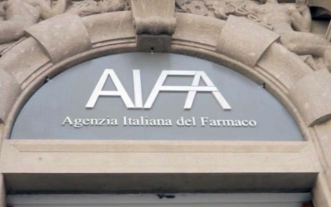 Aifa rimborsa una nuova terapia per il tumore al seno metastatico