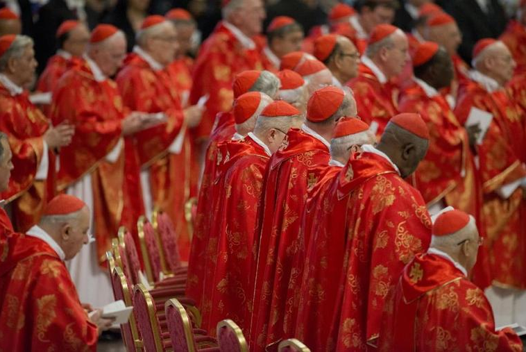 Stipendi dei cardinali, Leone toglie le riduzioni introdotte da Francesco