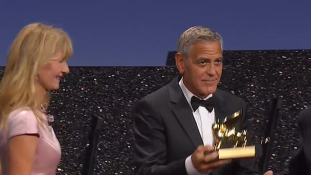 Venezia, il secondo giorno tra grandi autori e film in concorso. Ieri star Clooney