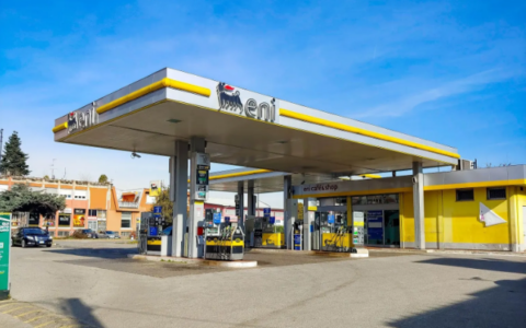 Eni, tetto ai prezzi dei carburanti dal 28 settembre