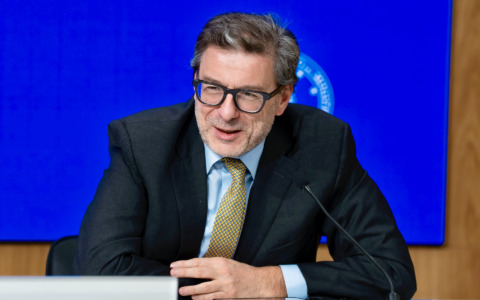 Giorgetti: meno imposte al ceto medio tra le priorità