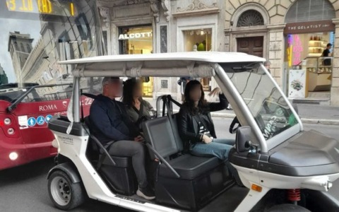 Golf car a Roma: 10 mezzi fermati dai carabinieri