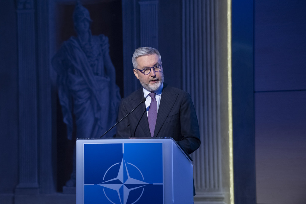 Guerini: l’allarme sui droni russi va verificato