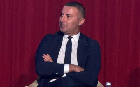 Meritocrazia Italia rifiuta il modello assistenziale promuovendo piani di crescita nazionale
