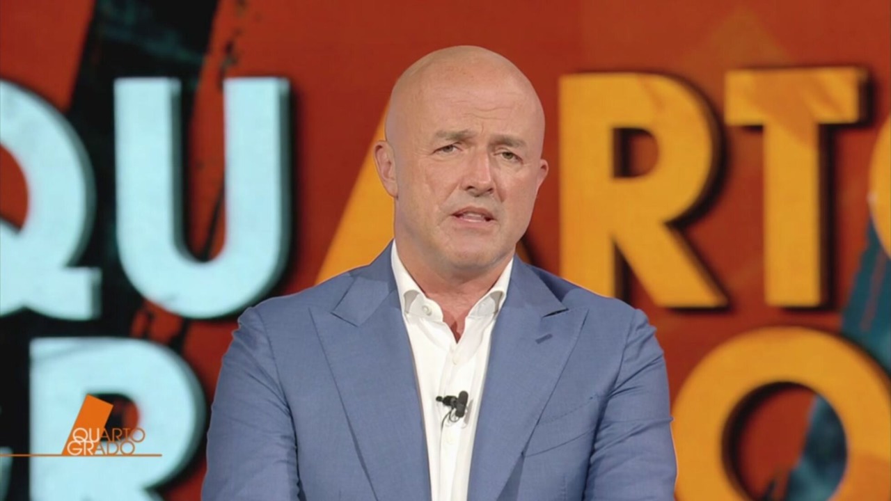 Dentro la notizia torna su Canale 5 con Gianluigi Nuzzi