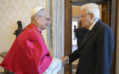 Gli auguri di Mattarella a Papa Prevost per il suo compleanno