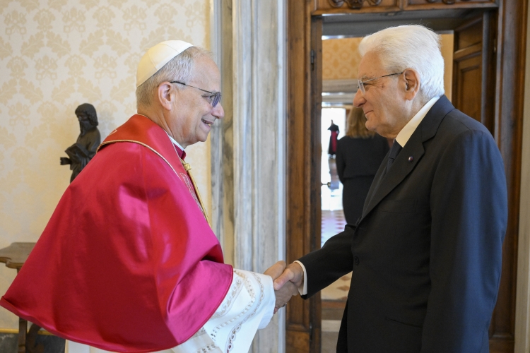 Gli auguri di Mattarella a Papa Prevost per il suo compleanno