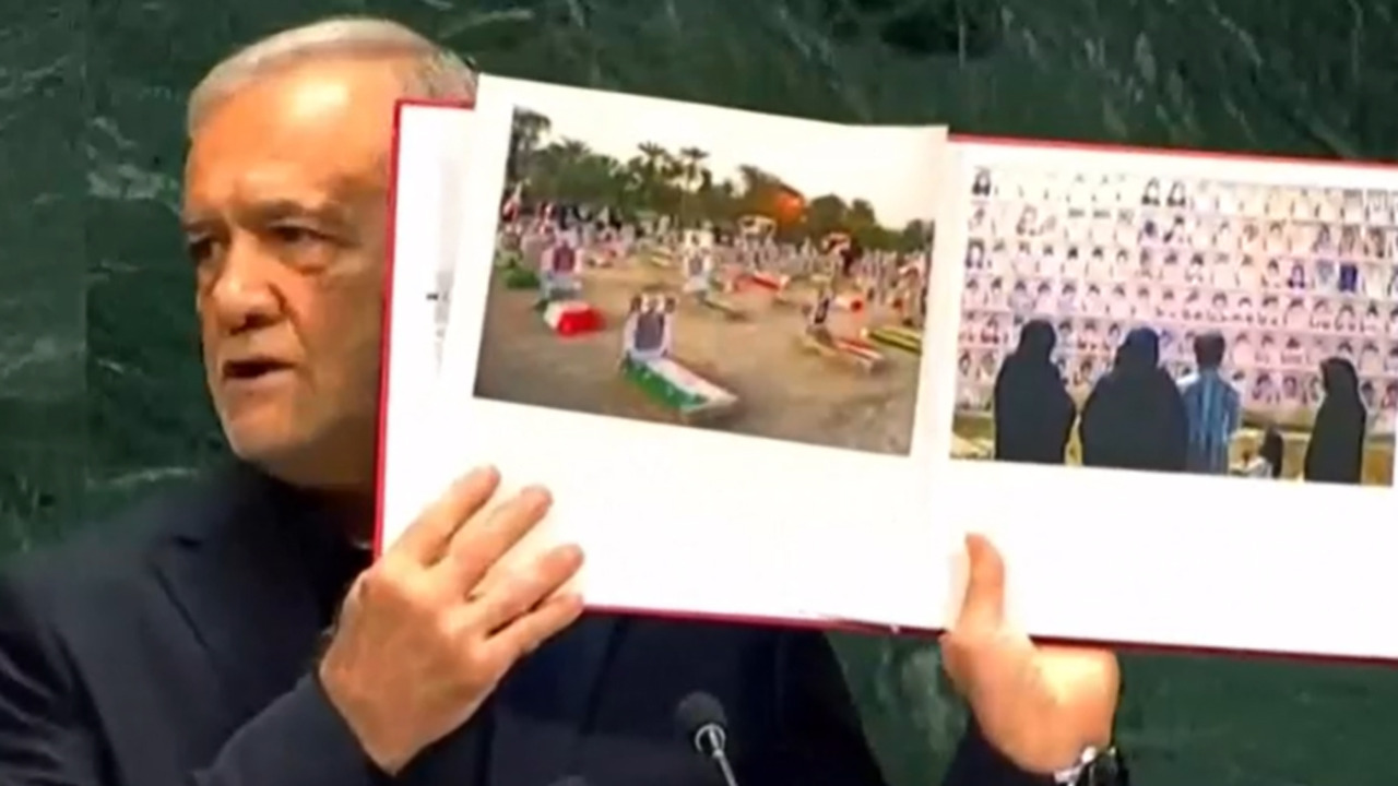 Il Presidente iraniano all’Onu mostra le foto dei bambini morti nei raid Usa