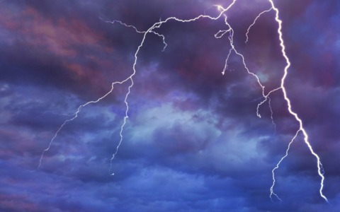 Allerta per la tempesta Austen in rotta verso le coste dell’Europa