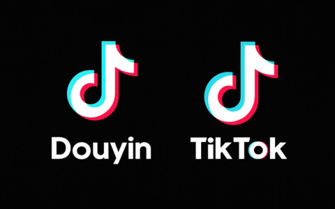 Il profilo TikTok del 13enne dopo l’aggressione alla docente a Roma