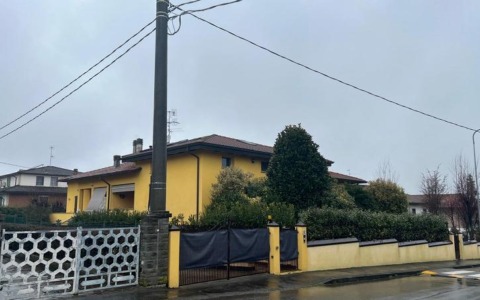 Neonati sepolti, la Procura di Parma impugna l’assoluzione