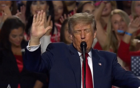 Trump mobilita i Repubblicani in vista delle elezioni di novembre