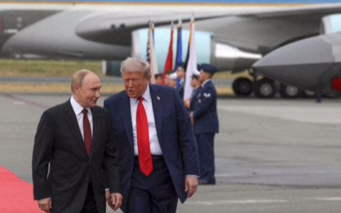 Trump: “Contro l’Iran non useremo armi nucleari”. Un messaggio a Putin (che vorrebbe usarle in Ucraina)?