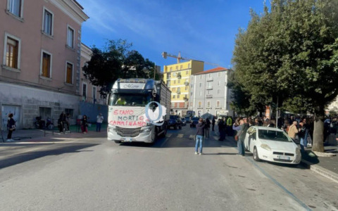 Proteste dei trasportatori, disagi per rifornimenti e produzione in Molise