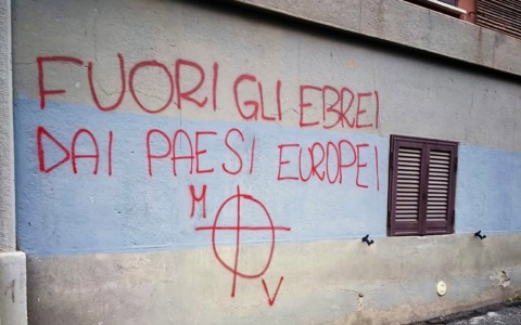 Scritte antisemite a Monteverde, il Comune ripristina il decoro