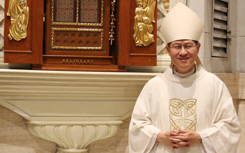Luis Antonio Tagle, il cardinale che guiderà la messa in Vaticano